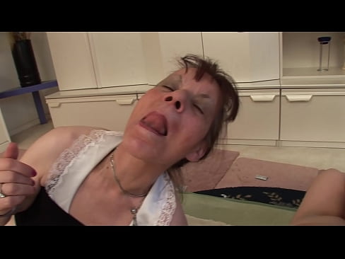 ❤️ Dos abuelas y un abuelo hacen un trío Super sexo en es.courseclass.ru ❌️