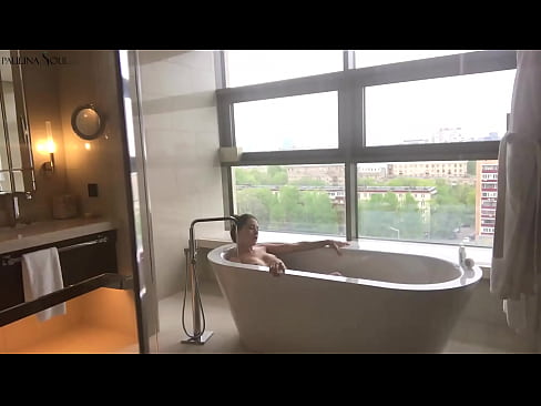 ❤️ Tremenda nena masturbando apasionadamente su coño en el baño Super sexo en es.courseclass.ru ❌️