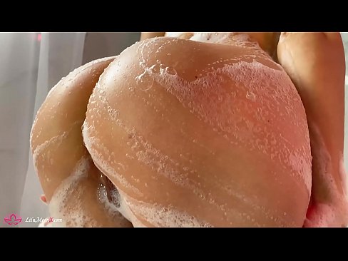 ❤️ Morena se masturba el coño con un vibrador hasta alcanzar un intenso orgasmo en la ducha Super sexo en es.courseclass.ru ❌️